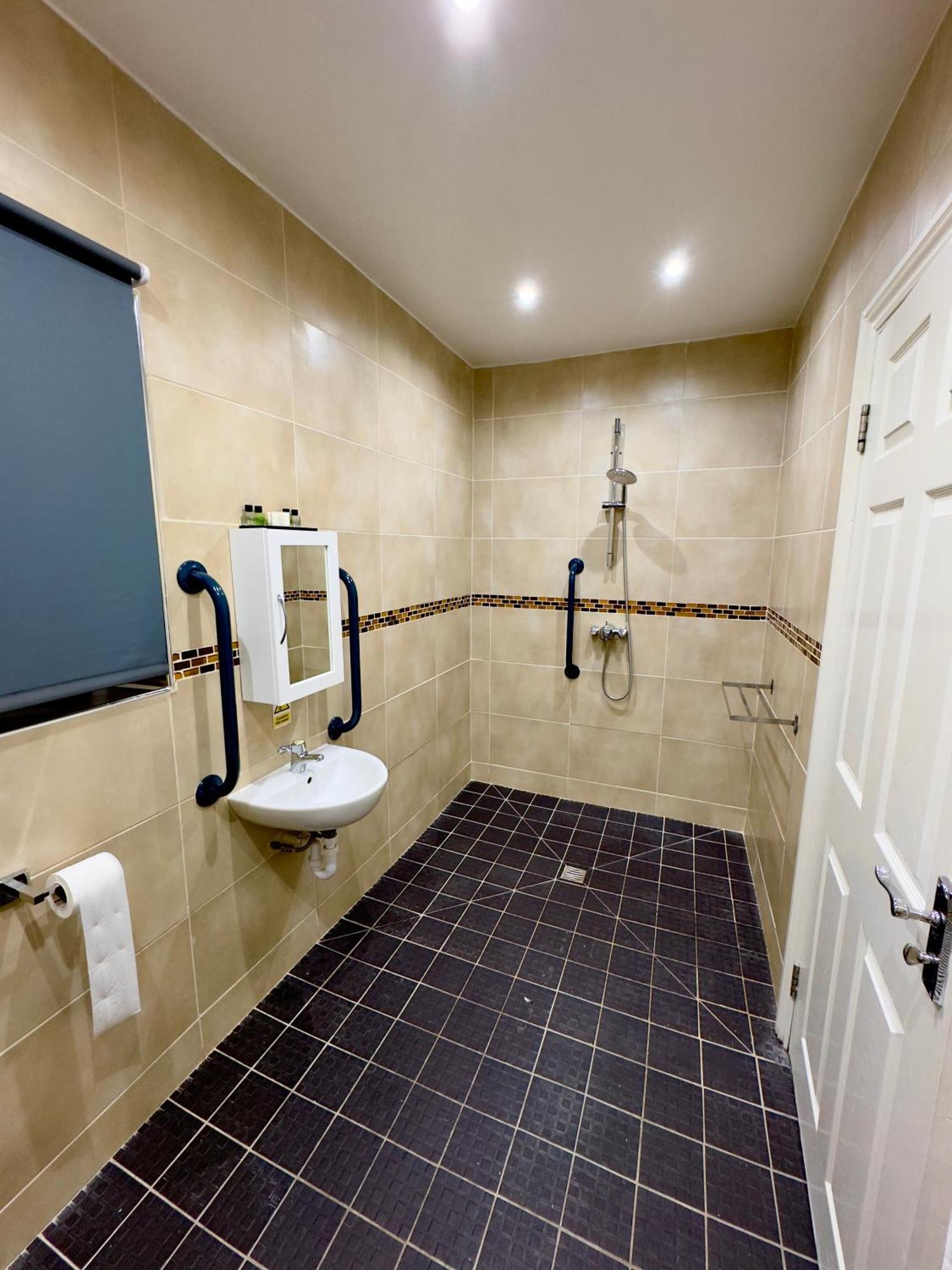 לאנלי Coastal Park Accommodation מראה חיצוני תמונה