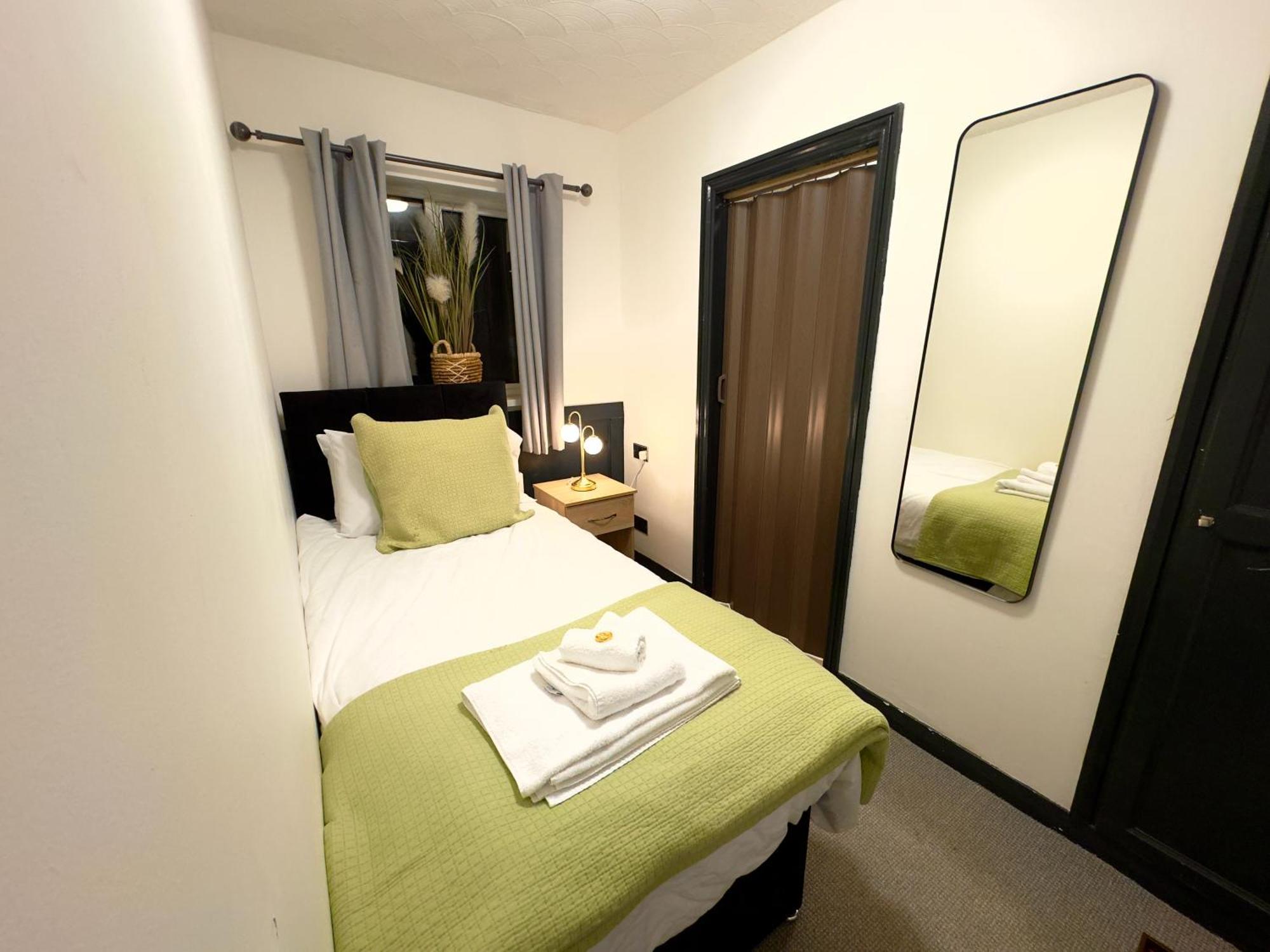 לאנלי Coastal Park Accommodation מראה חיצוני תמונה
