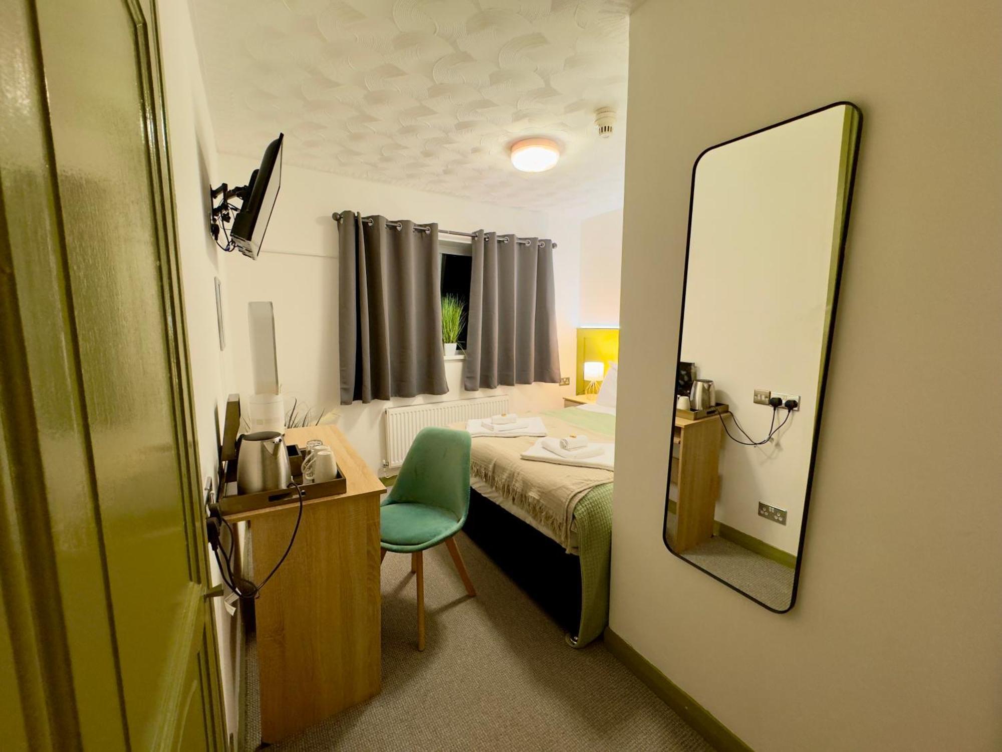 לאנלי Coastal Park Accommodation מראה חיצוני תמונה