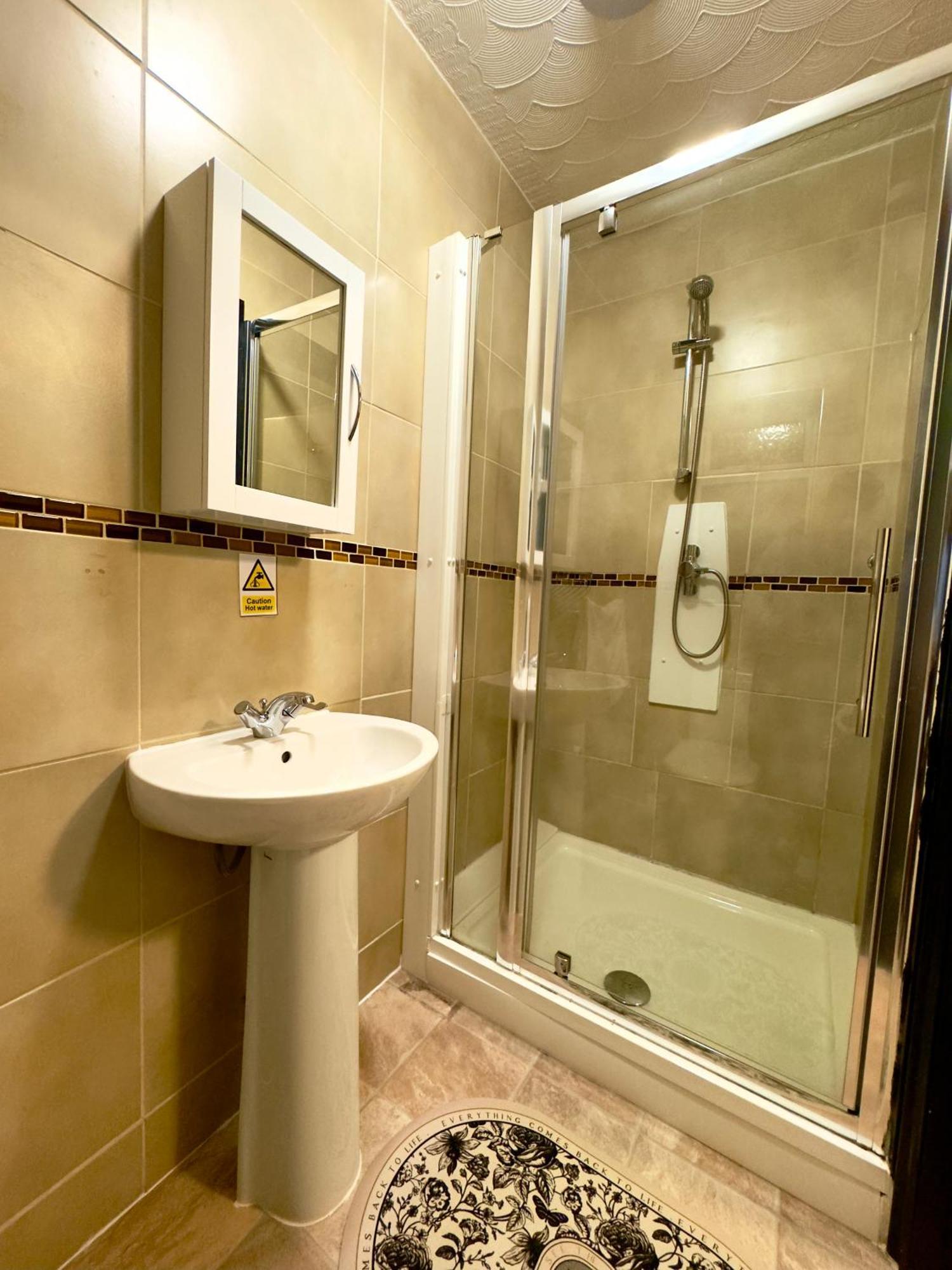 לאנלי Coastal Park Accommodation מראה חיצוני תמונה