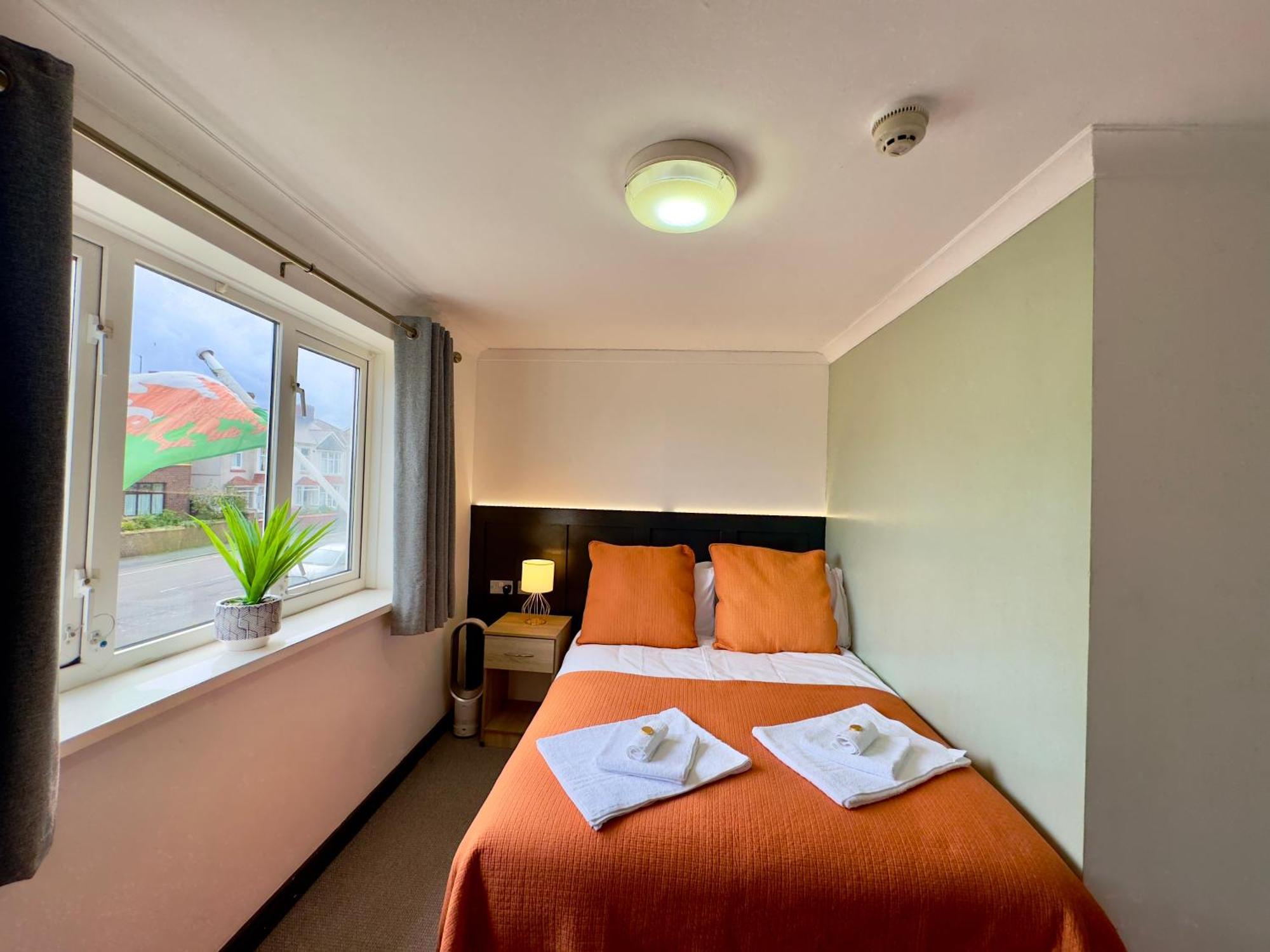 לאנלי Coastal Park Accommodation מראה חיצוני תמונה
