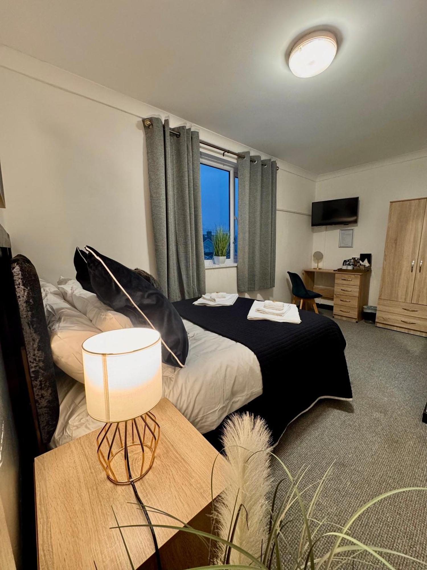 לאנלי Coastal Park Accommodation מראה חיצוני תמונה