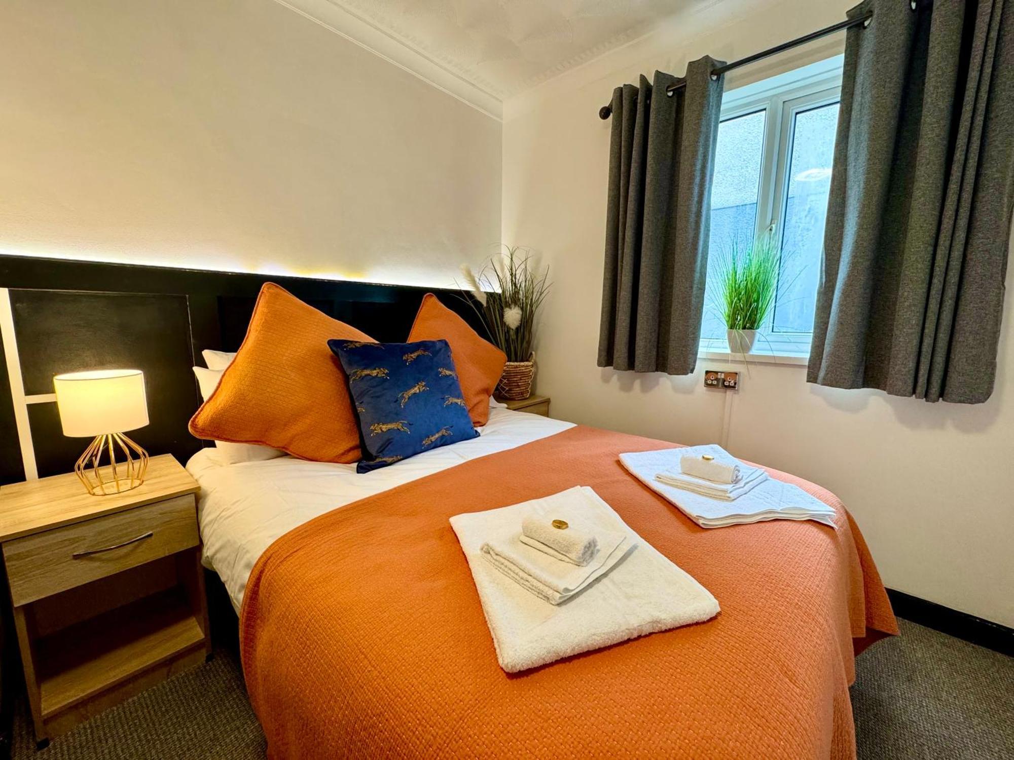 לאנלי Coastal Park Accommodation מראה חיצוני תמונה
